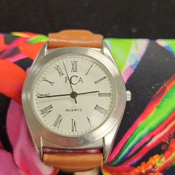 PCA Quartz Watch UNISEX - Picture 1 of 4